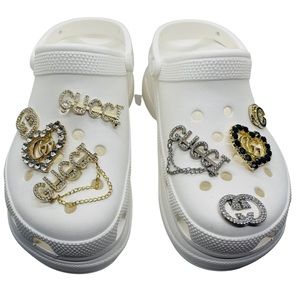 8 PC GG BUNDLE (SILVER&GOLD) CHARMS FOR CROCS